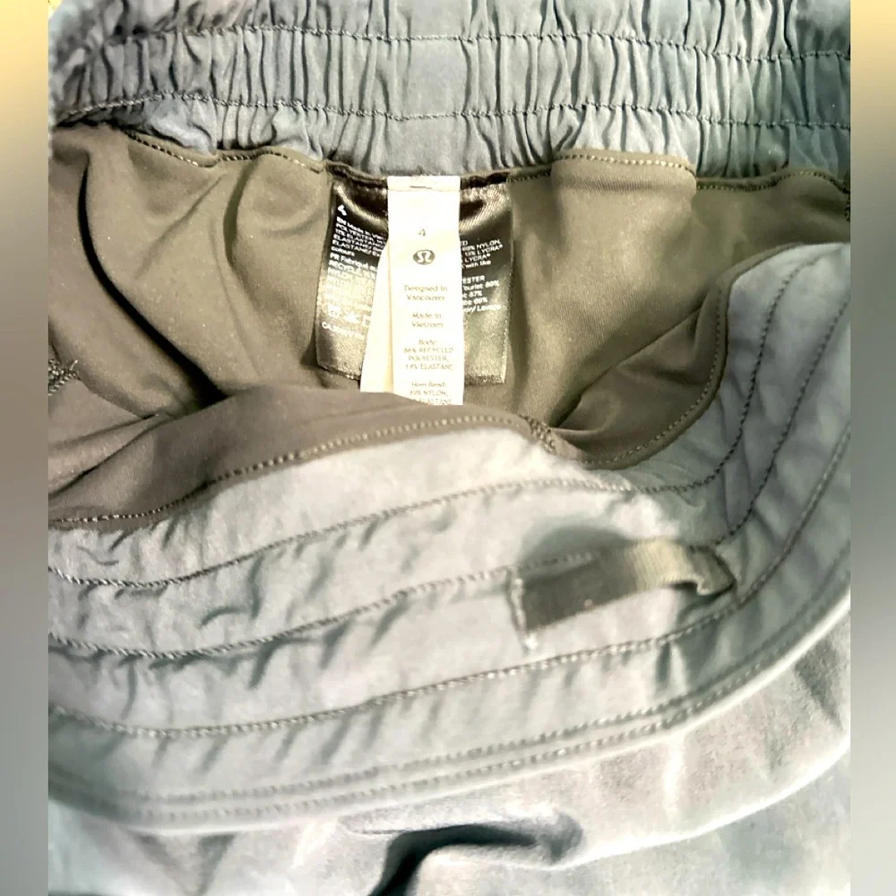 NWT RARE Lululemon Hotty Hot High-Rise Skirt *Long |Diamond Dye Pitch Grey, 4